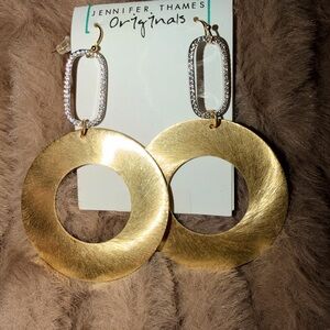 Jennifer Thames BEAUTIFUL Gold and Silver Hoop Earrings